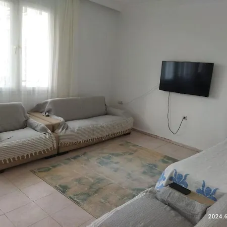 Apartament Modern Flat Walk To Shops, Cafes Harbour 2 Bedroom Fethiye