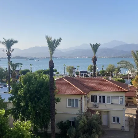Apartament Modern Flat Walk To Shops, Cafes Harbour 2 Bedroom *